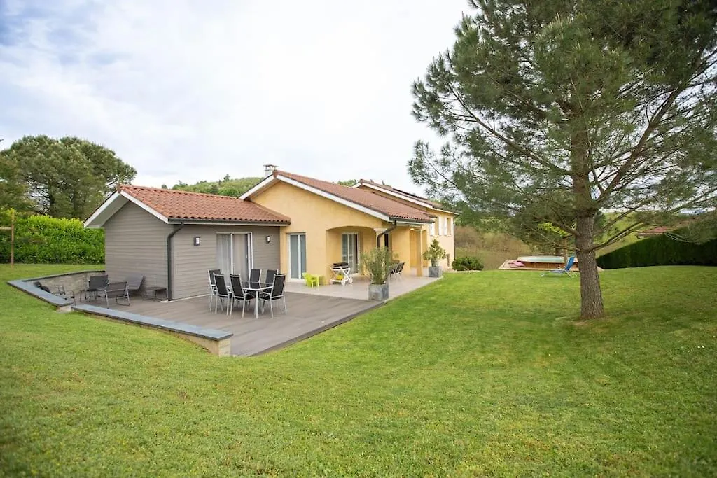 Belle Villa Familiale A La Campagne Et Sa Piscine Chevrieres